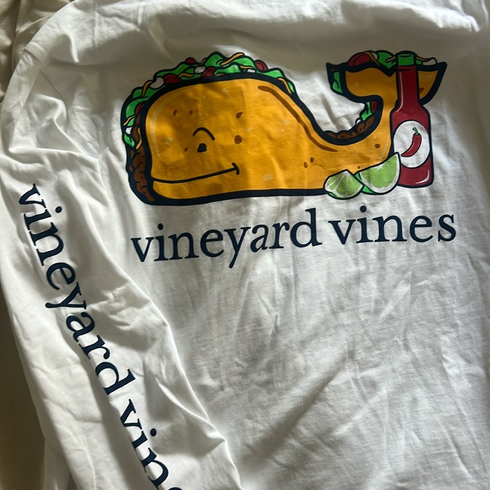 Vineyard Vines whale taco long sleeve